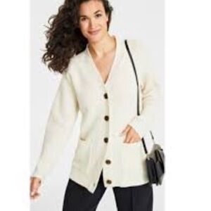 Oversized V-Neck Button Up Cardigan Size l